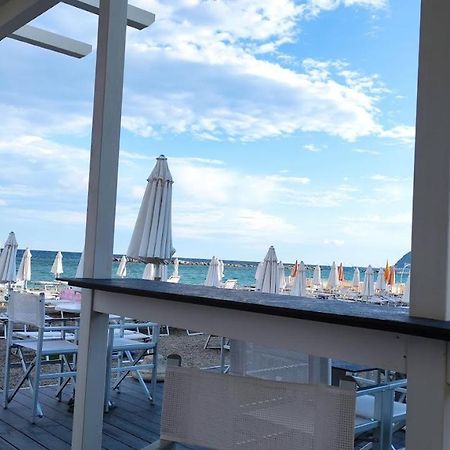 Hotel Fortuna San Bartolomeo Al Mare Exterior foto