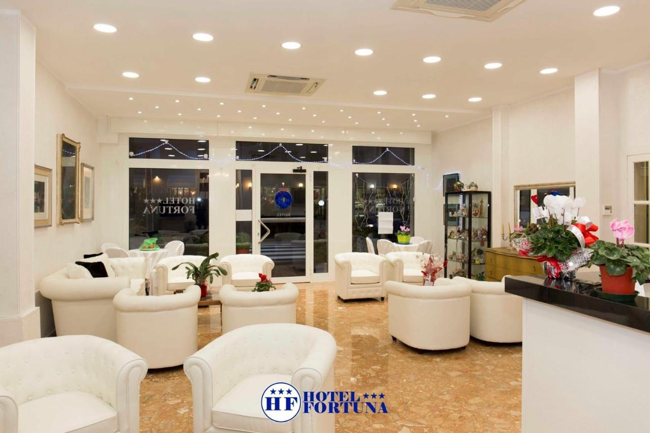 Hotel Fortuna San Bartolomeo Al Mare Exterior foto